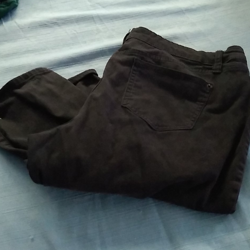 No Boundaries black jeans